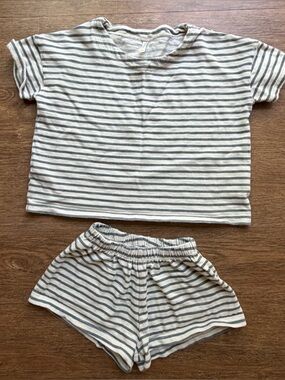 Kids Rylee + Cru Striped Cotton Short Sleeve and Shorts Set. Size-2-3Y